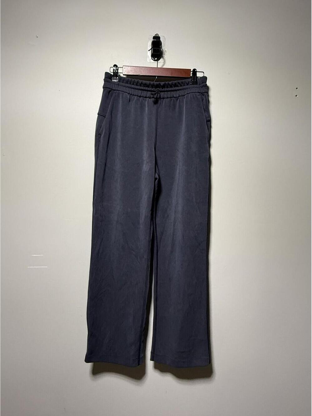 Lululemon Softstreme High-Rise Straight-Leg Black 6 Athleisure Gym Training